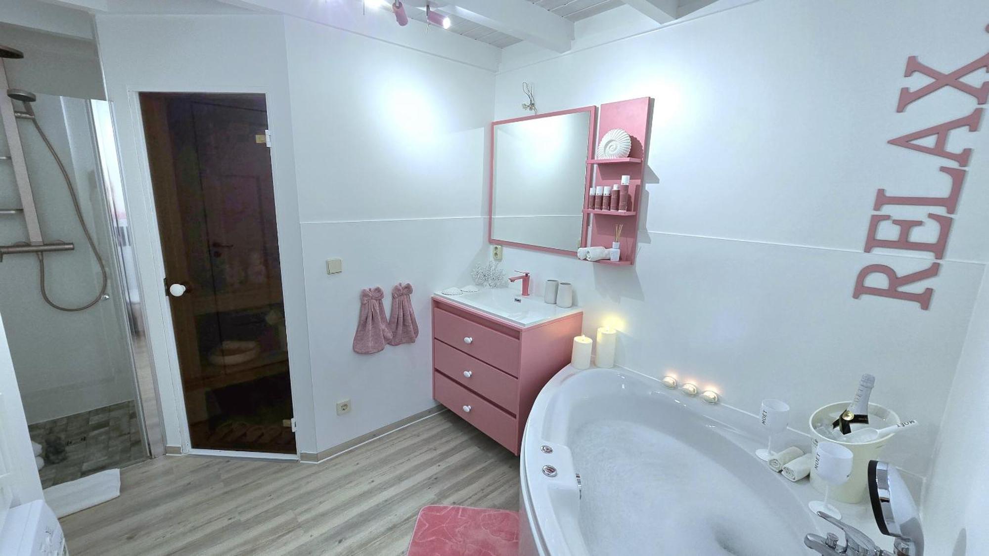 Pink Und Meer - Meerblick, Sauna, Kamin & Whirlpool Baabe Ngoại thất bức ảnh